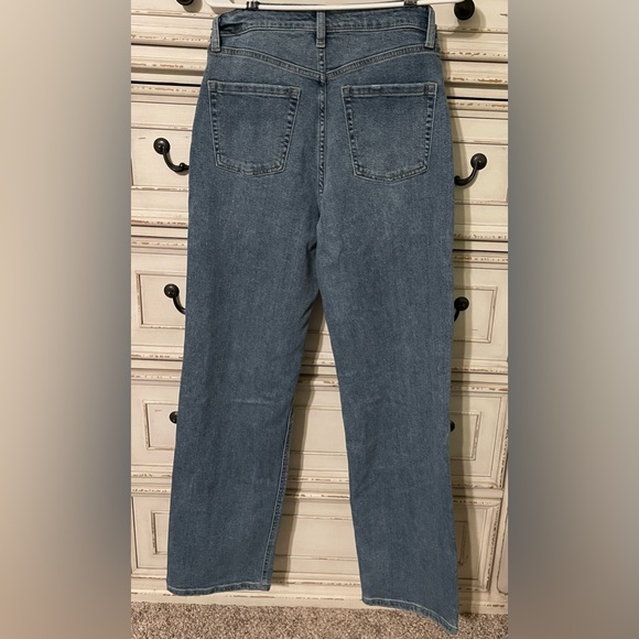 TARGET Wild Fable Super High-Rise Straight Distressed Jeans in Size 6 - Picture 3 of 8